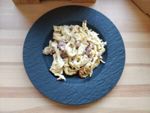 Käsespätzle mit Speck