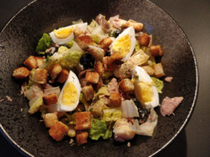 Salade niçoise - Thunfischsalat nach Nizza Art